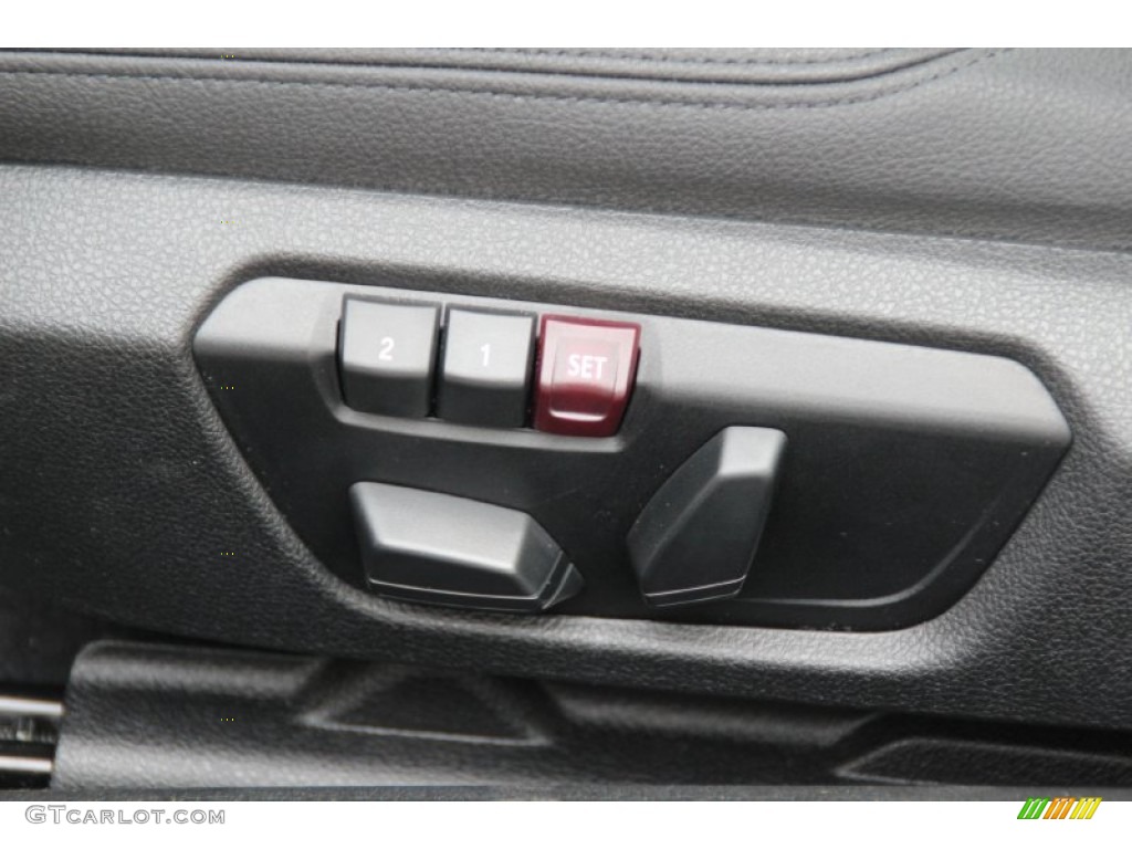 2015 BMW 4 Series 428i xDrive Coupe Controls Photo #102260115