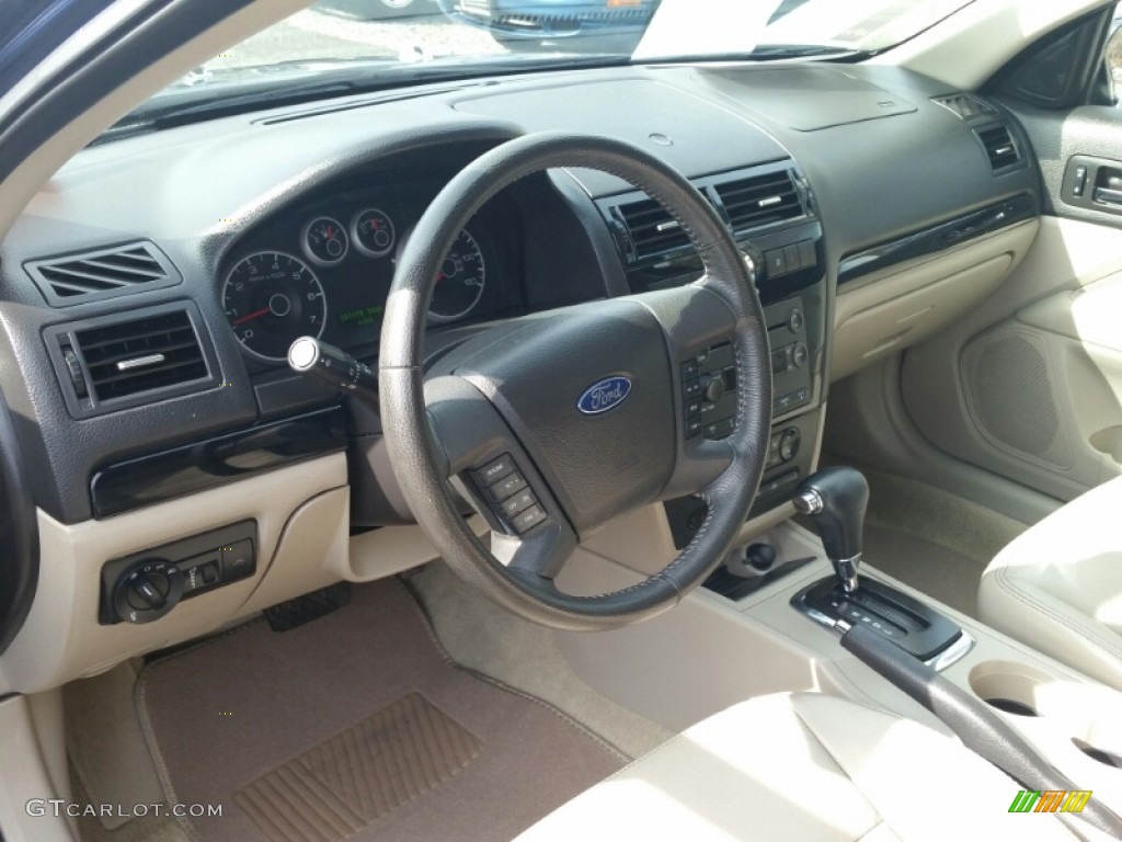 2007 Fusion SEL V6 AWD - Dark Blue Pearl Metallic / Light Stone photo #26