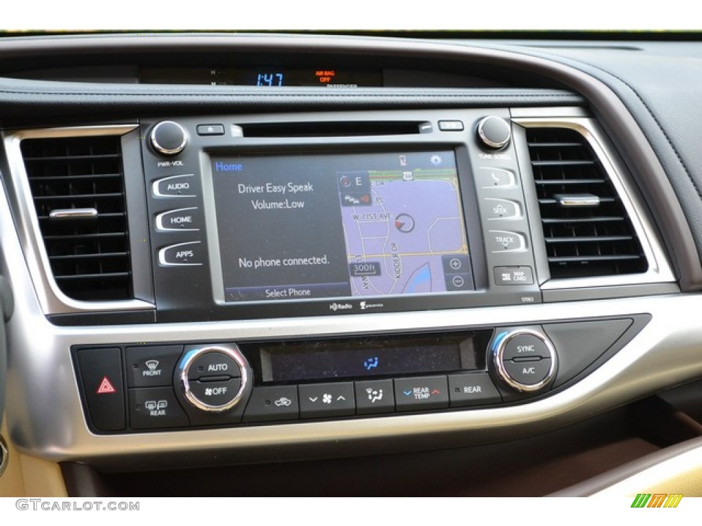 2015 Toyota Highlander XLE AWD Controls Photos