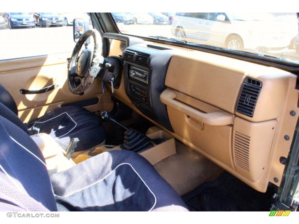 1998 Wrangler Sahara 4x4 - Moss Green Pearl / Green/Khaki photo #21