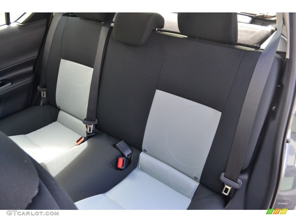 2015 Prius c Two - Magnetic Gray Metallic / Dark Blue/Gray photo #7