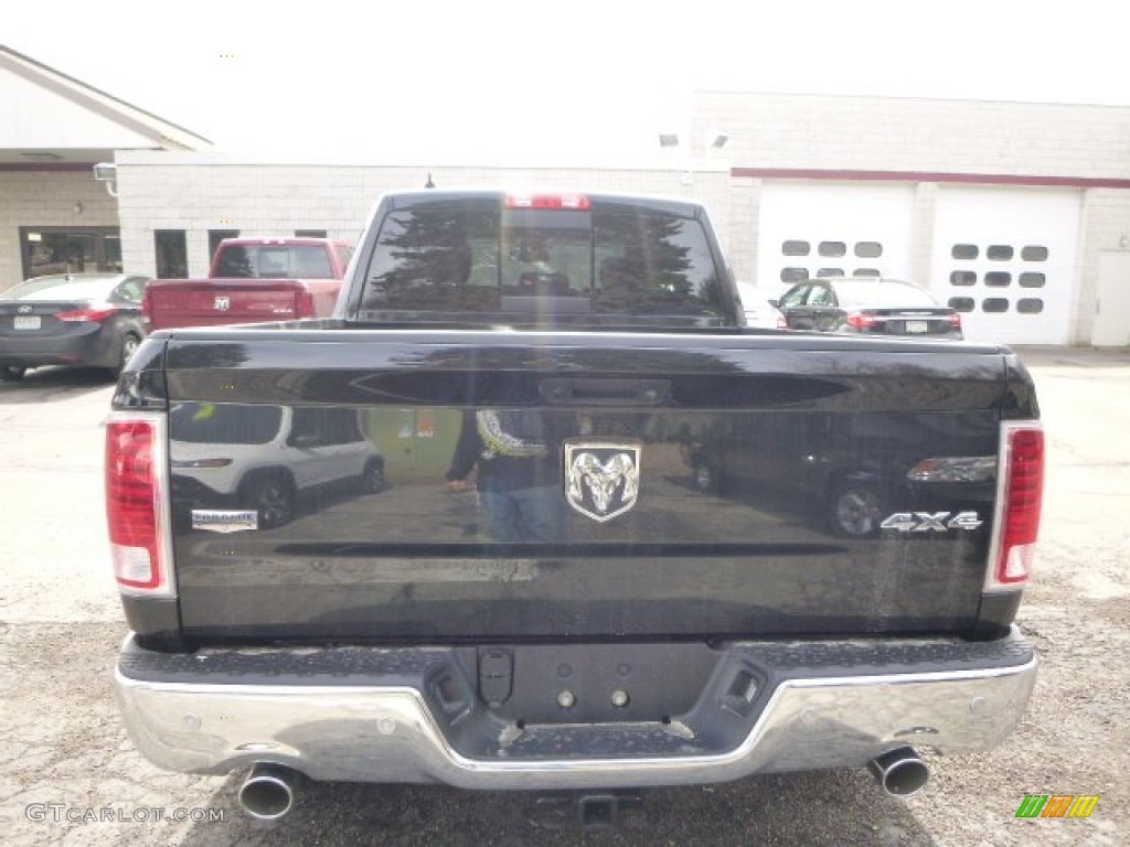 2015 1500 Laramie Quad Cab 4x4 - Brilliant Black Crystal Pearl / Black photo #5