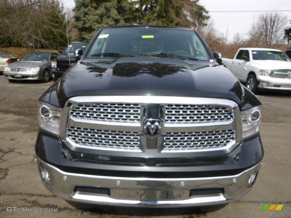 2015 1500 Laramie Quad Cab 4x4 - Brilliant Black Crystal Pearl / Black photo #10