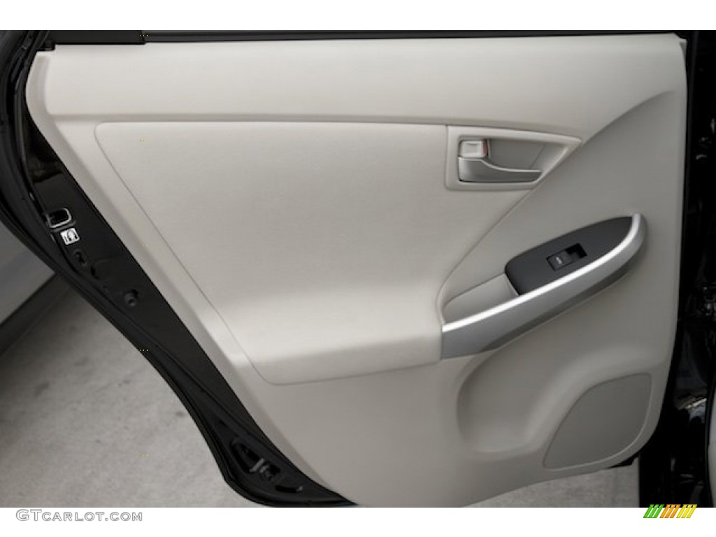 2012 Prius 3rd Gen Two Hybrid - Black / Bisque photo #23