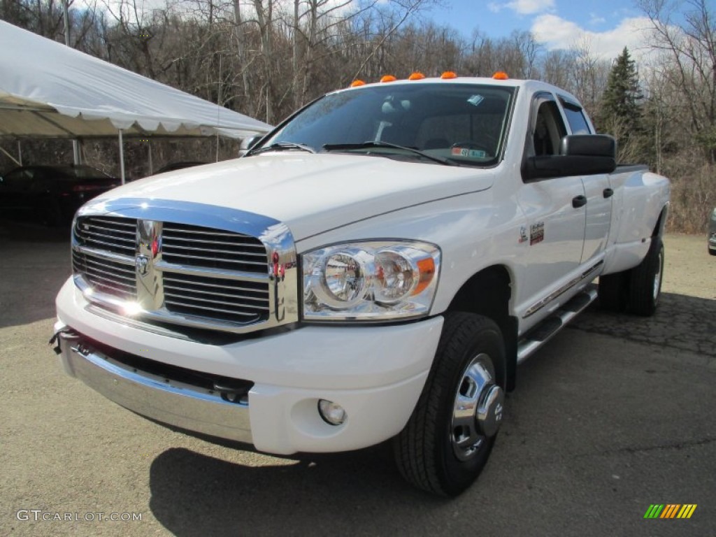 2009 Ram 3500 Laramie Quad Cab 4x4 Dually - Bright White / Medium Slate Gray photo #17