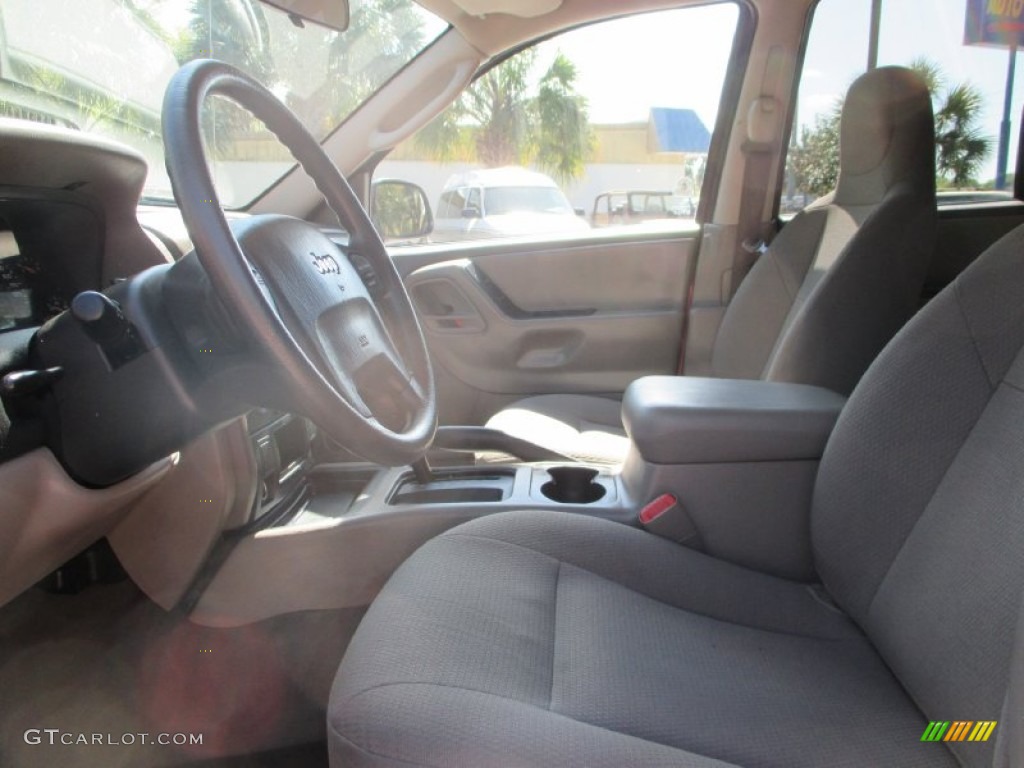 2004 Grand Cherokee Laredo - Inferno Red Pearl / Dark Slate Gray photo #10