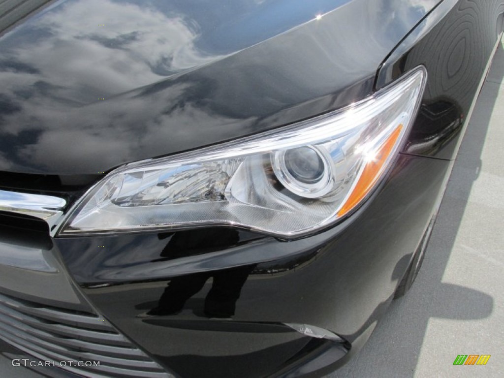 2015 Camry LE - Attitude Black Metallic / Ash photo #9