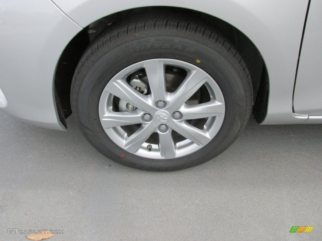 2015 Toyota Yaris 3-Door LE Wheel Photo #102290357