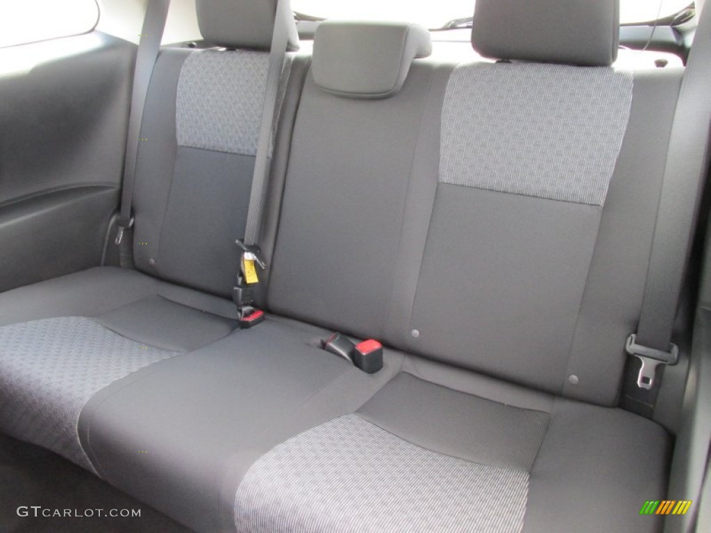 Black Interior 2015 Toyota Yaris 3-Door LE Photo #102290564