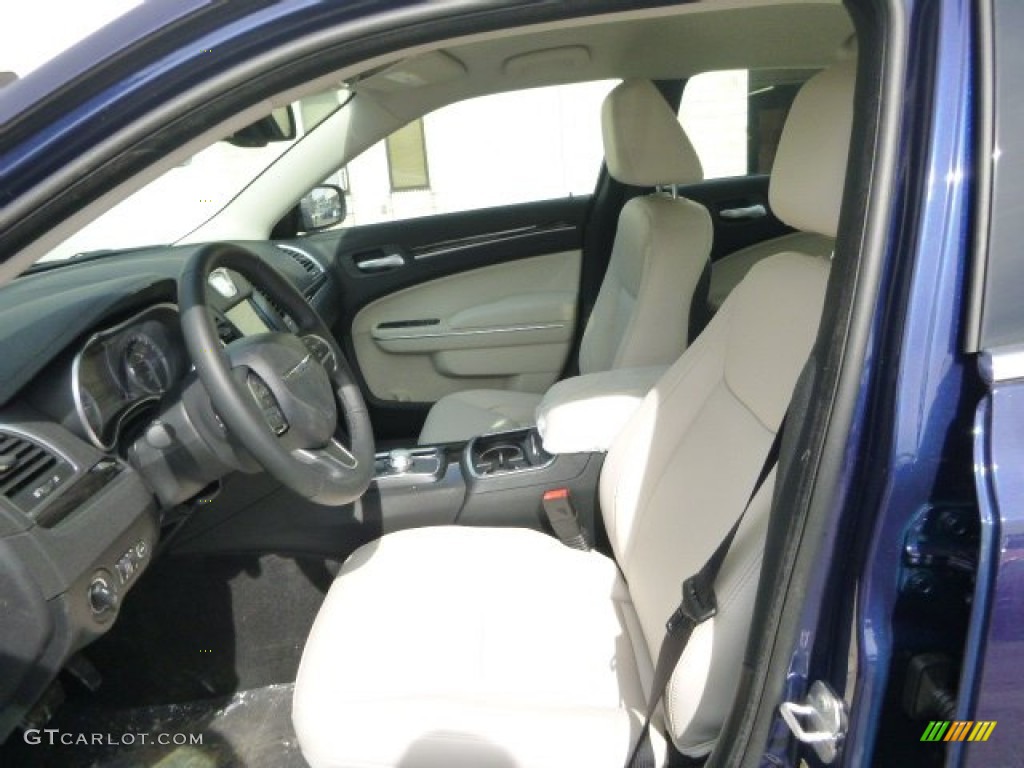 Black/Linen Interior 2015 Chrysler 300 Limited AWD Photo #102294851