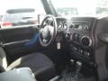 Tank - Wrangler Unlimited Sport 4x4 Photo No. 12