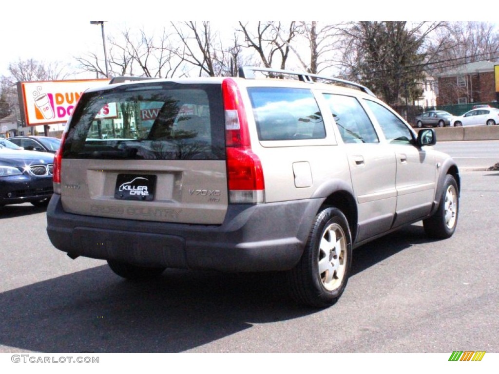 2001 V70 XC AWD - Ash Gold Metallic / Beige photo #7