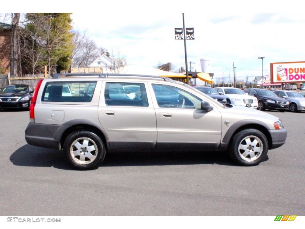 2001 V70 XC AWD - Ash Gold Metallic / Beige photo #10