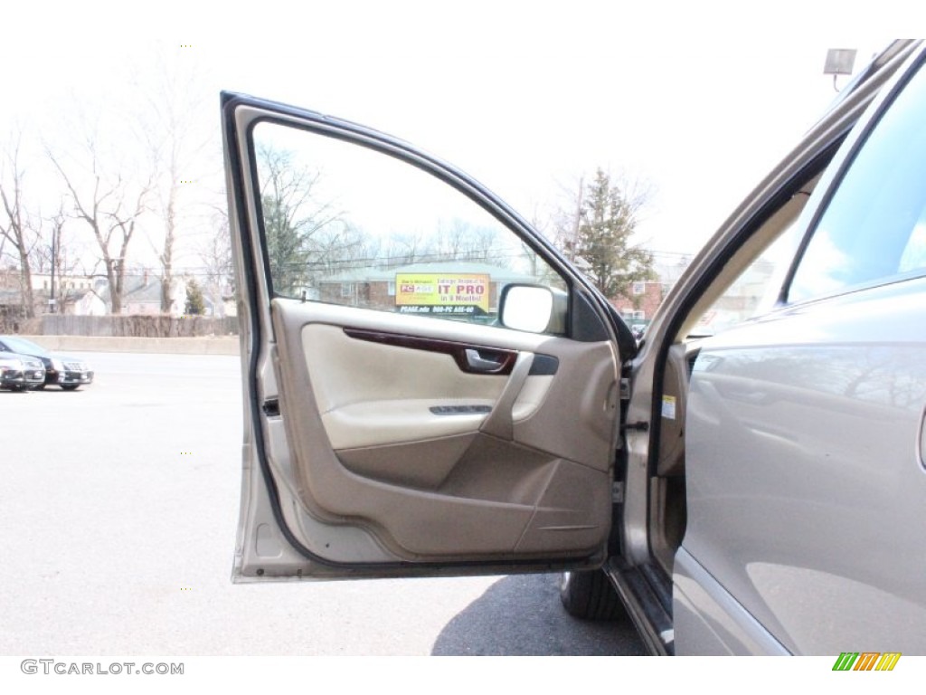 2001 V70 XC AWD - Ash Gold Metallic / Beige photo #11