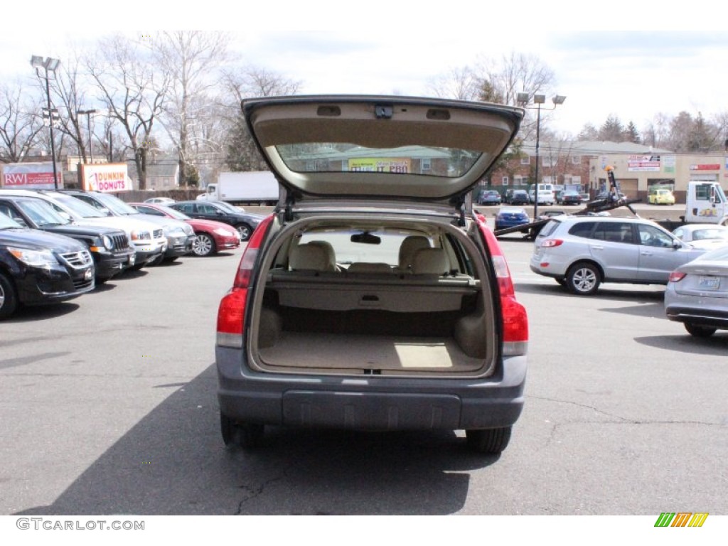 2001 V70 XC AWD - Ash Gold Metallic / Beige photo #25