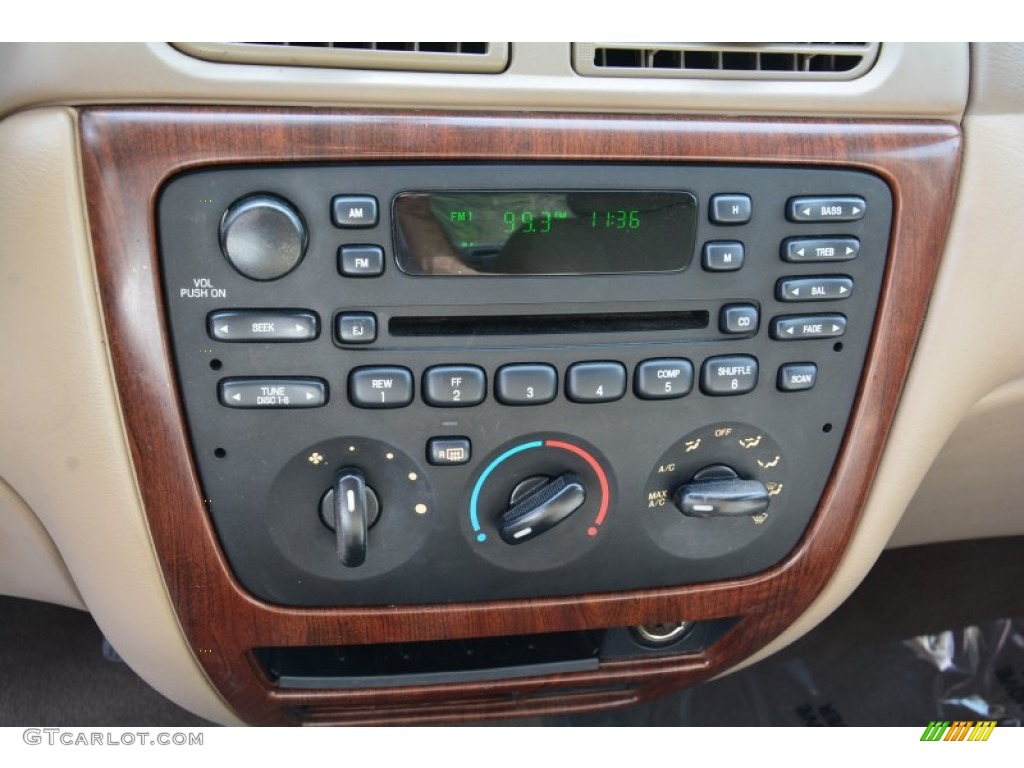 2003 Mercury Sable GS Sedan Controls Photos