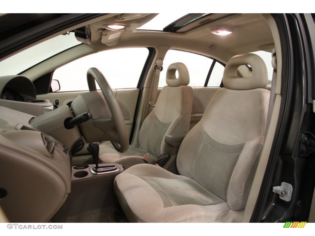 Tan Interior 2004 Saturn ION 3 Sedan Photo #102301724