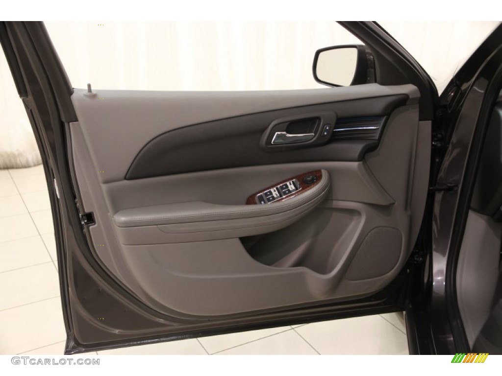 2013 Chevrolet Malibu LT Door Panel Photos