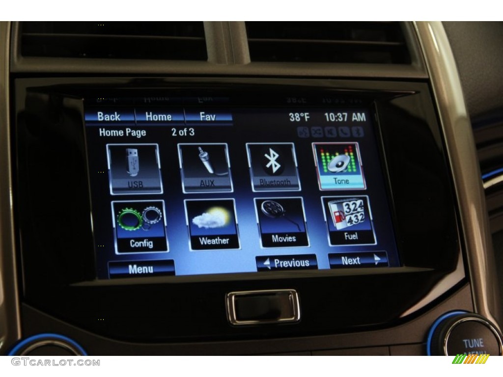 2013 Chevrolet Malibu LT Controls Photos