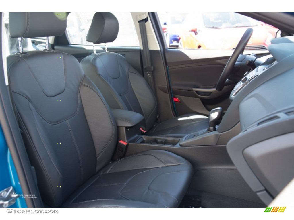 2015 Focus SE Sedan - Blue Candy Metallic / Charcoal Black photo #7