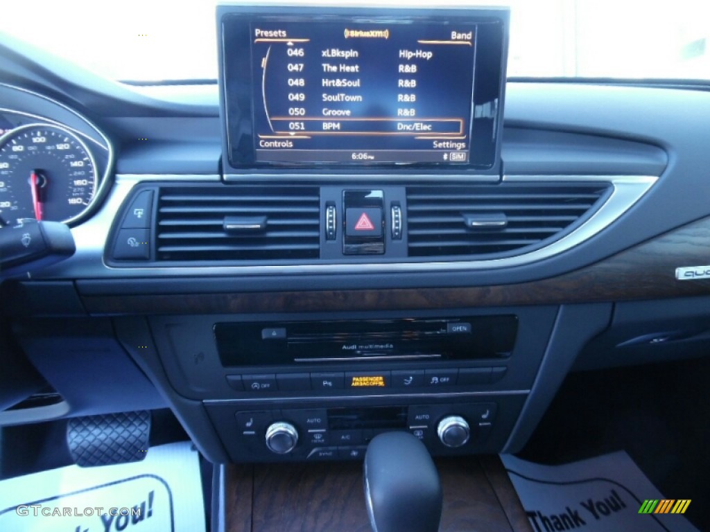 2016 Audi A7 3.0 TFSI Premium Plus quattro Controls Photo #102312391