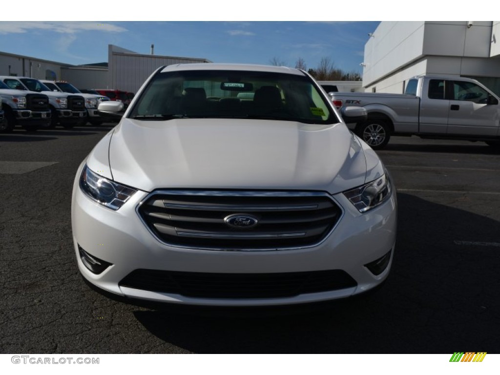 2015 Taurus SEL - White Platinum Metallic / Dune photo #4