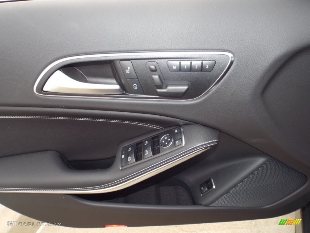 2015 Mercedes-Benz GLA 250 4Matic Black Door Panel Photo #102326314
