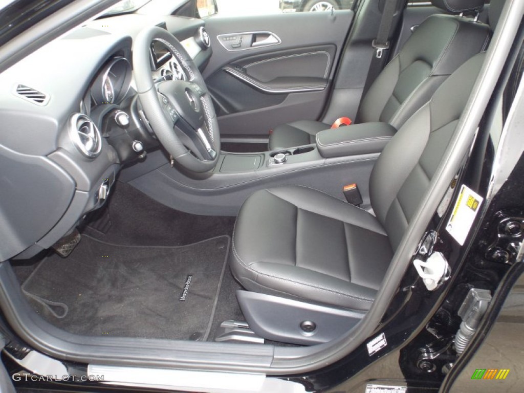 Black Interior 2015 Mercedes-Benz GLA 250 4Matic Photo #102326338