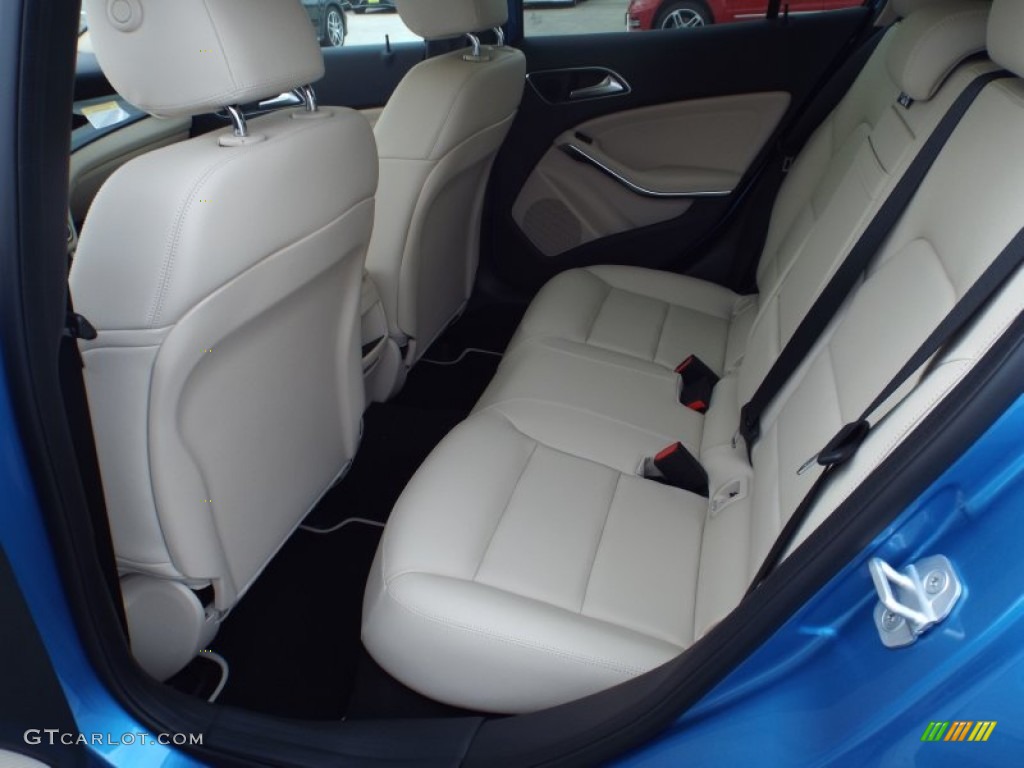 2015 Mercedes-Benz GLA 250 4Matic Rear Seat Photo #102326635