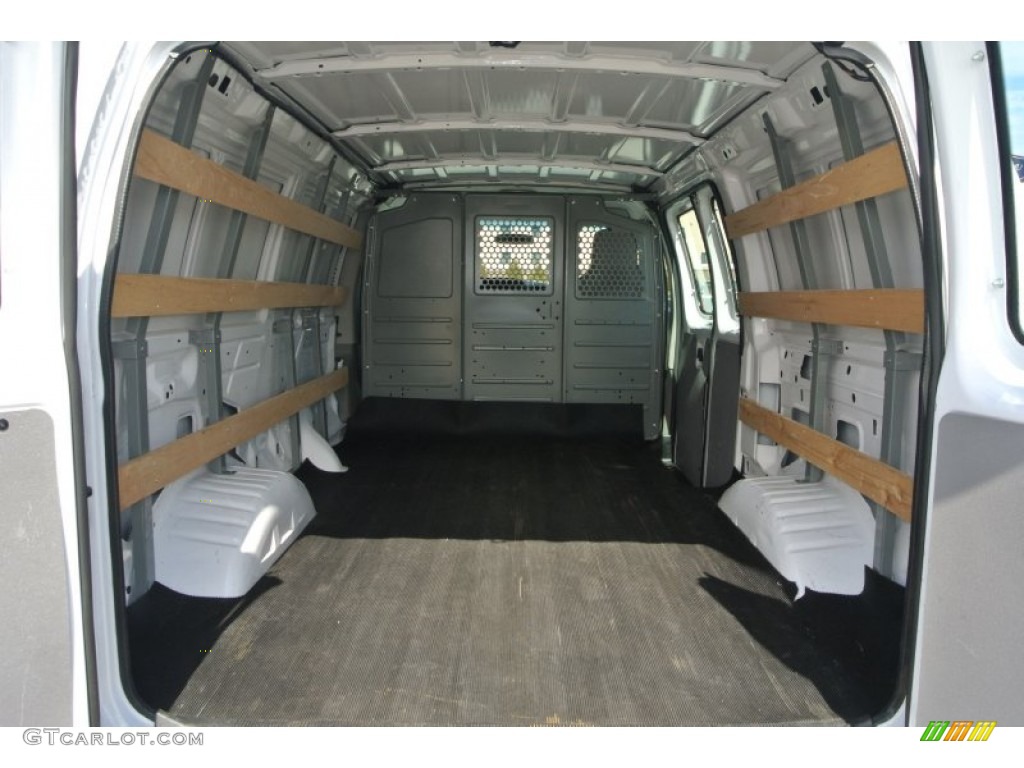 2014 E-Series Van E250 Cargo Van - Oxford White / Medium Flint photo #20