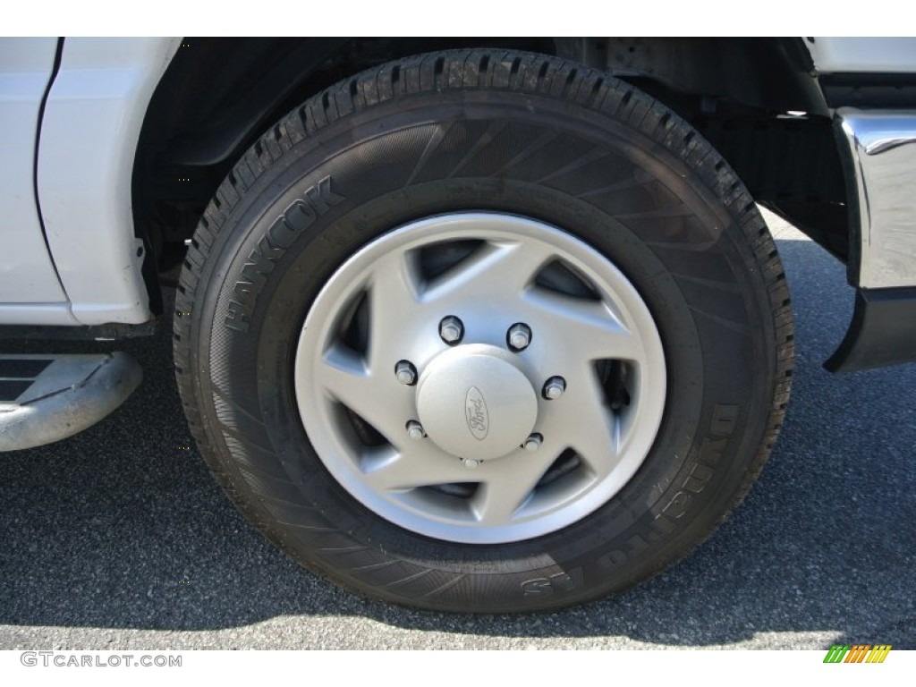 2014 E-Series Van E250 Cargo Van - Oxford White / Medium Flint photo #31