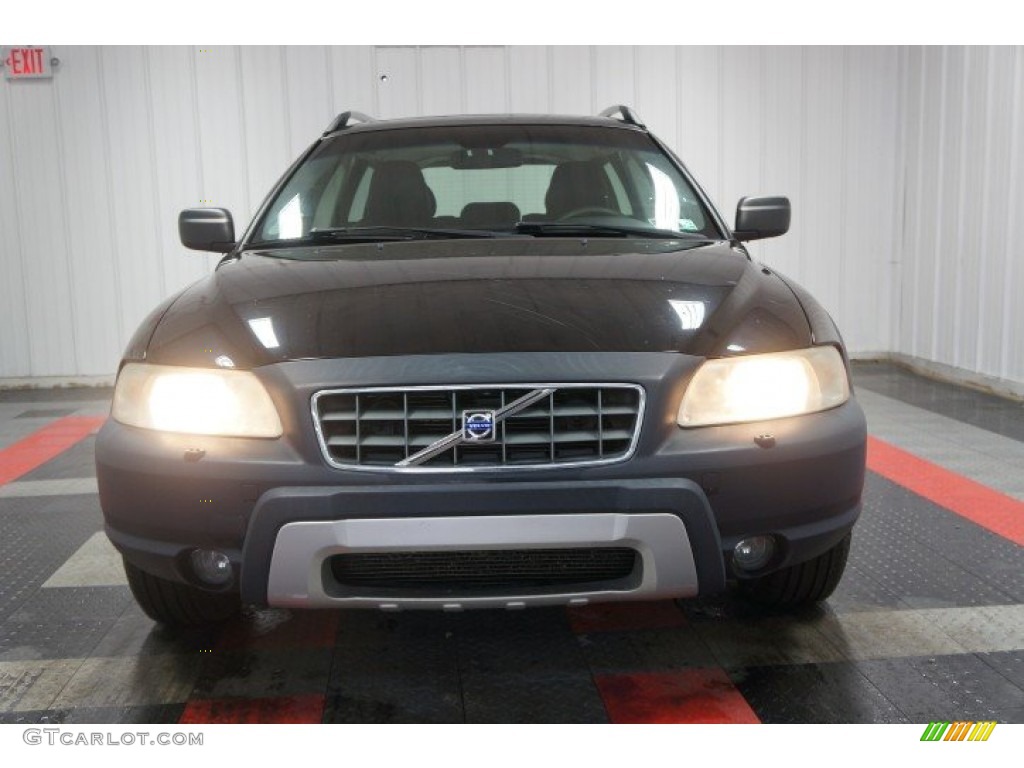 2005 XC70 AWD - Black / Graphite photo #4