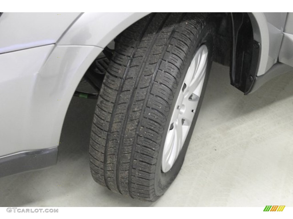 2009 Outback 2.5i Wagon - Quartz Silver Metallic / Off Black photo #9