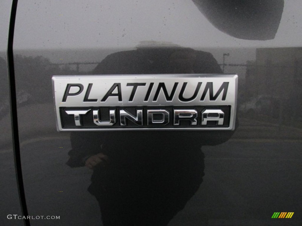 2015 Tundra Platinum CrewMax 4x4 - Magnetic Gray Metallic / Black photo #14