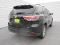 Attitude Black Metallic - Highlander XLE Photo No. 4