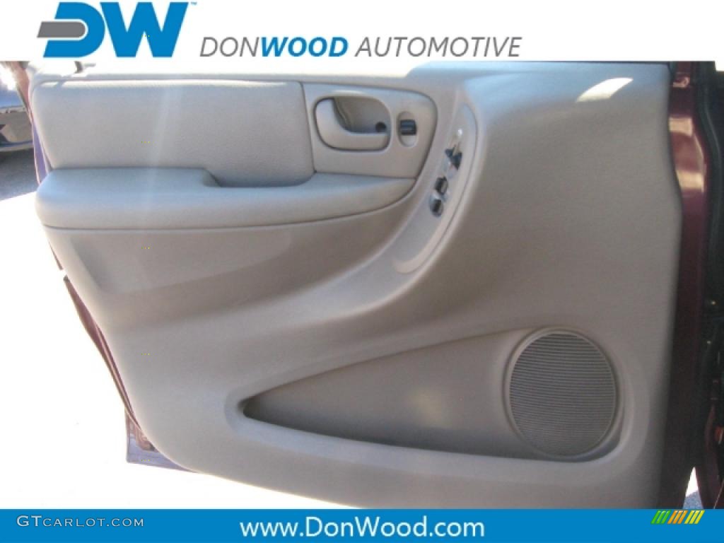 2003 Grand Caravan Sport - Deep Molten Red Pearl / Taupe photo #9