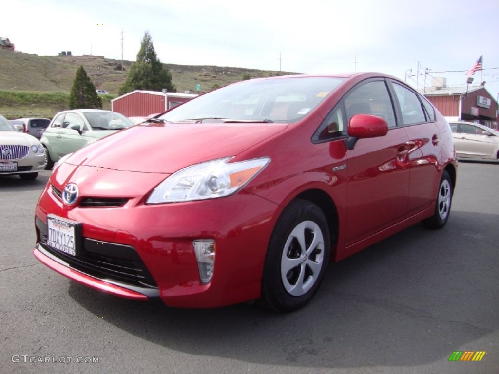 2014 Prius Two Hybrid - Barcelona Red Metallic / Bisque photo #3