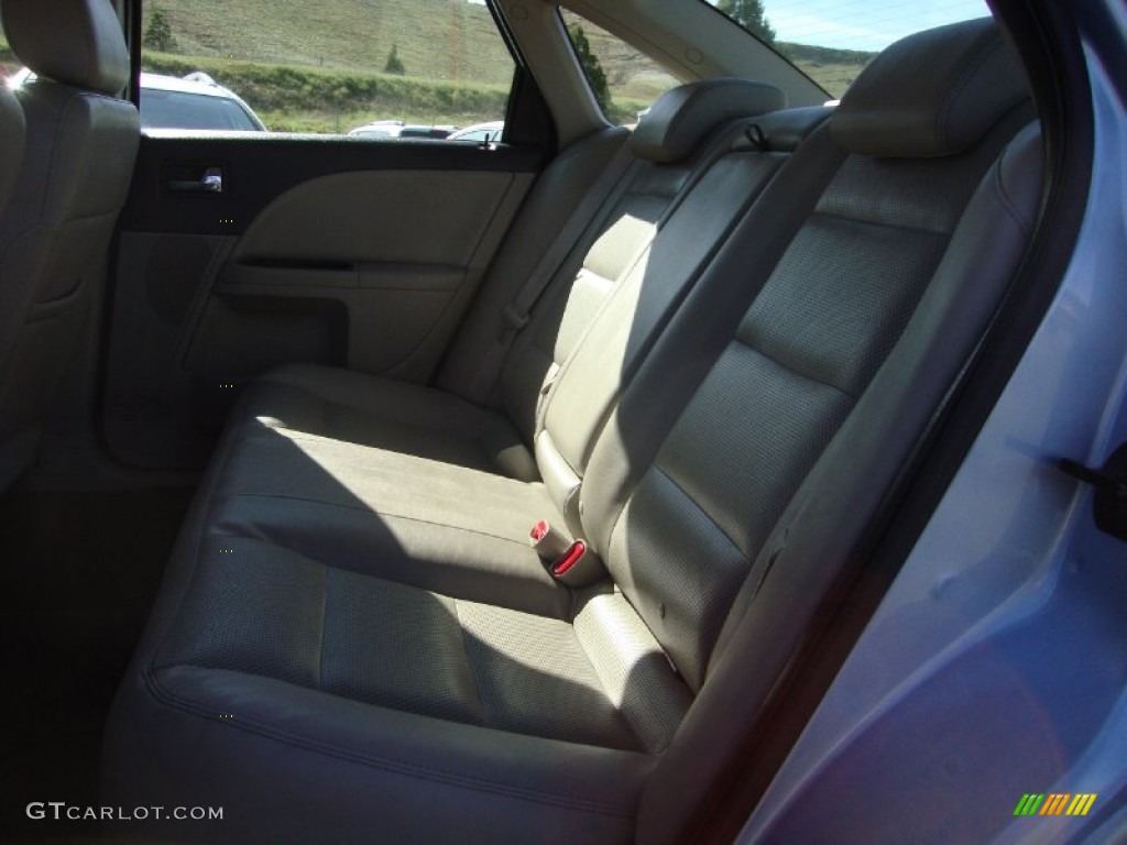 2009 Taurus Limited - Light Ice Blue Metallic / Camel photo #21