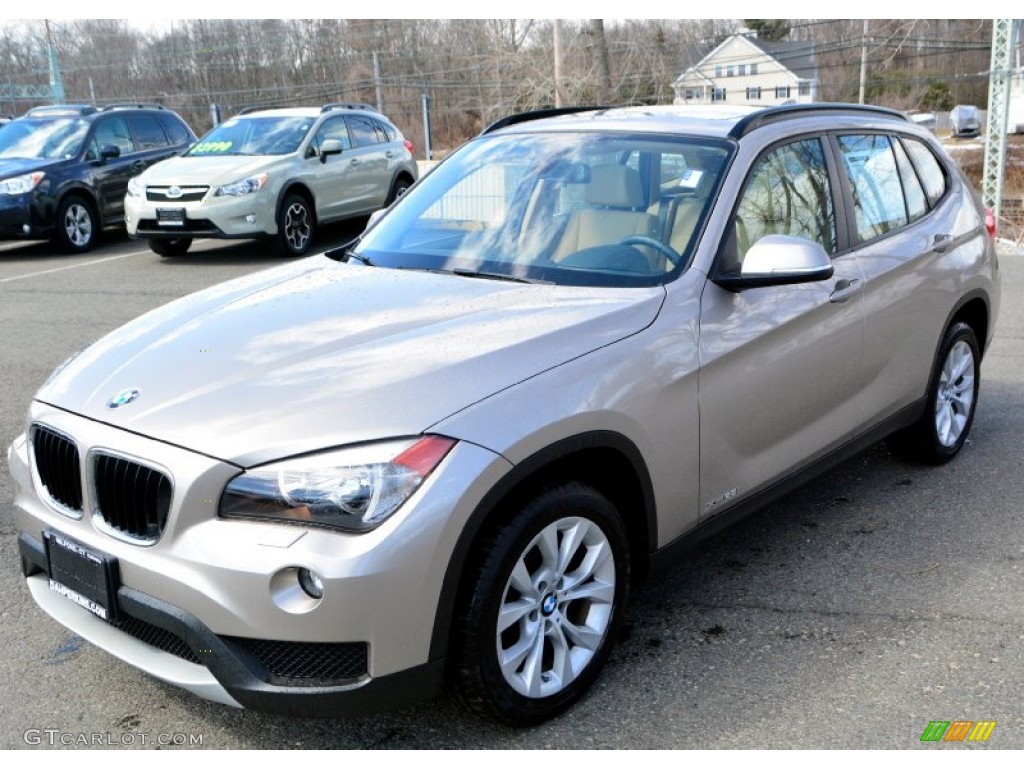 2014 X1 xDrive28i - Sparkling Bronze Metallic / Sand Beige photo #3