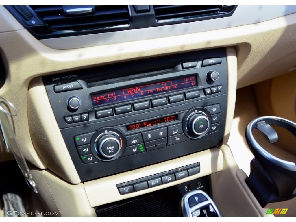 2014 X1 xDrive28i - Sparkling Bronze Metallic / Sand Beige photo #12