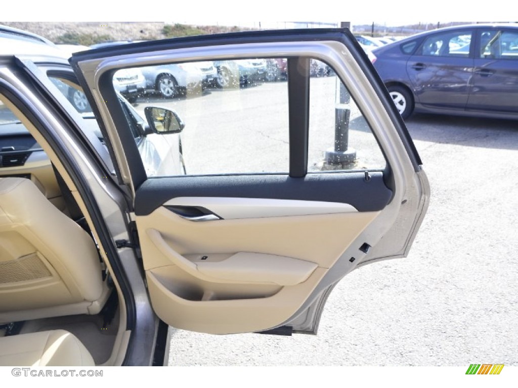 2014 X1 xDrive28i - Sparkling Bronze Metallic / Sand Beige photo #17