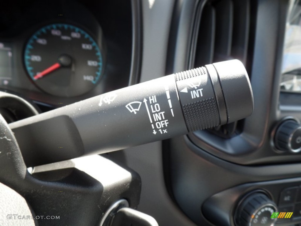 2015 Chevrolet Colorado WT Extended Cab 4WD Controls Photo #102356543