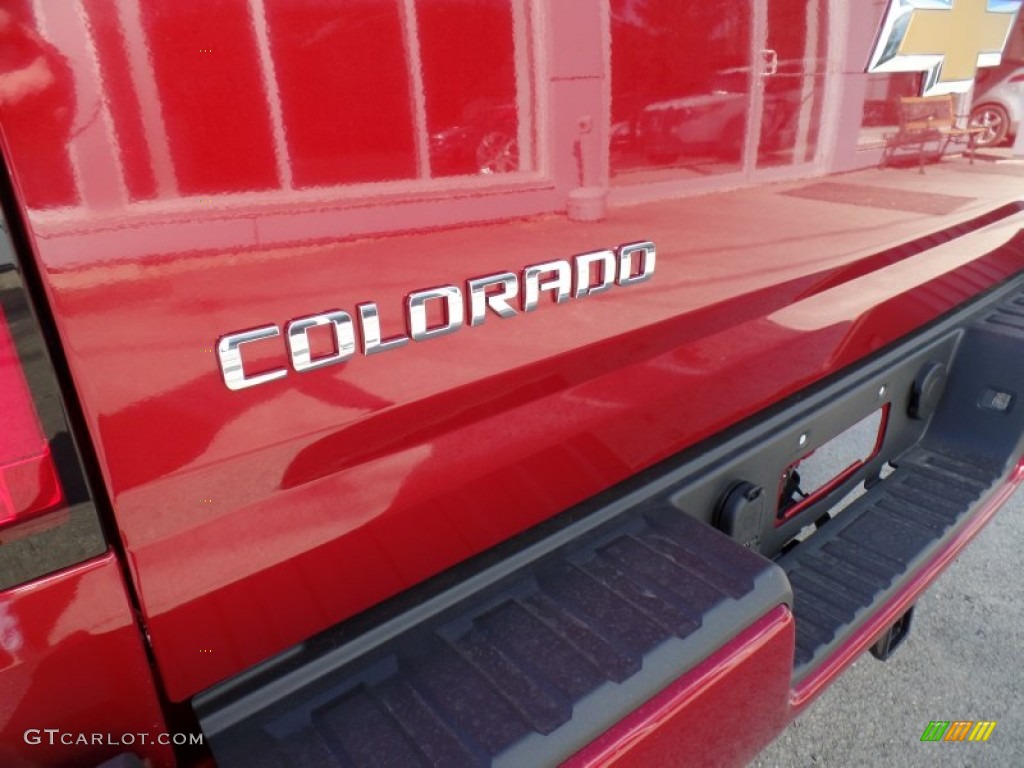2015 Colorado Z71 Extended Cab 4WD - Red Hot / Jet Black photo #11