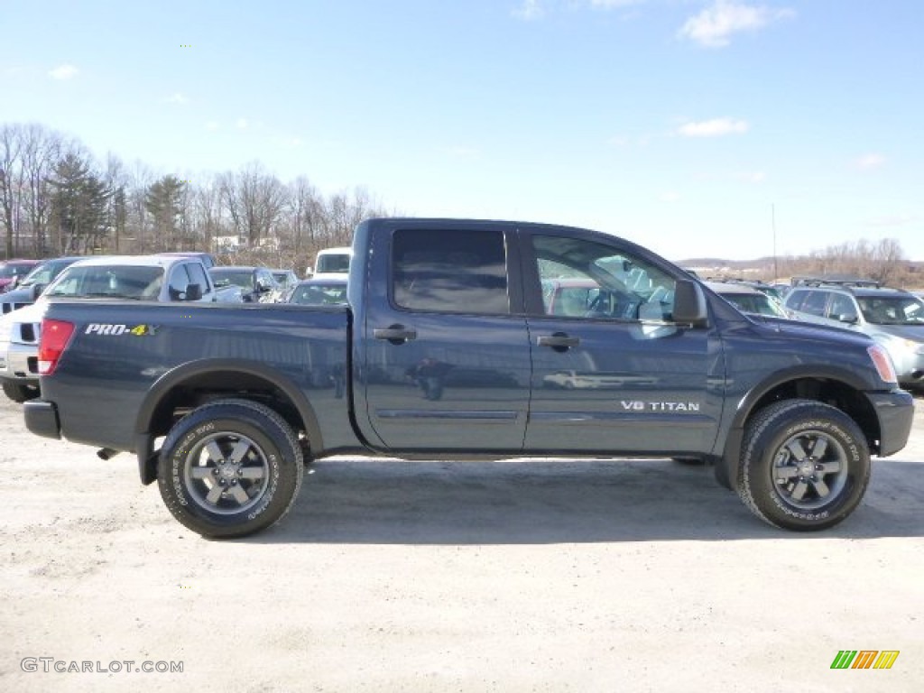 2015 Titan PRO-4X Crew Cab 4x4 - Arctic Blue Metallic / Charcoal photo #2