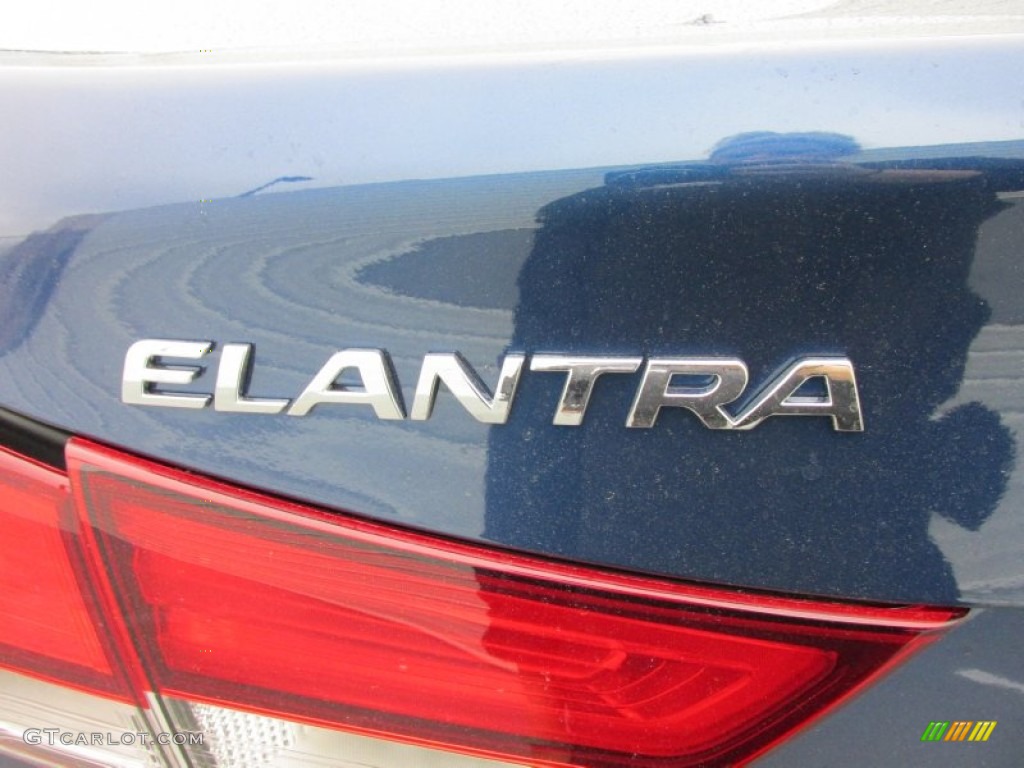 2016 Hyundai Elantra SE Marks and Logos Photo #102363608