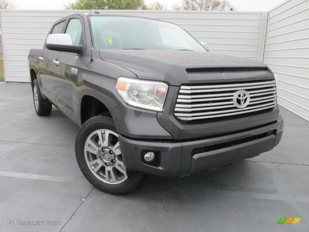 2015 Tundra Platinum CrewMax 4x4 - Magnetic Gray Metallic / Black photo #2