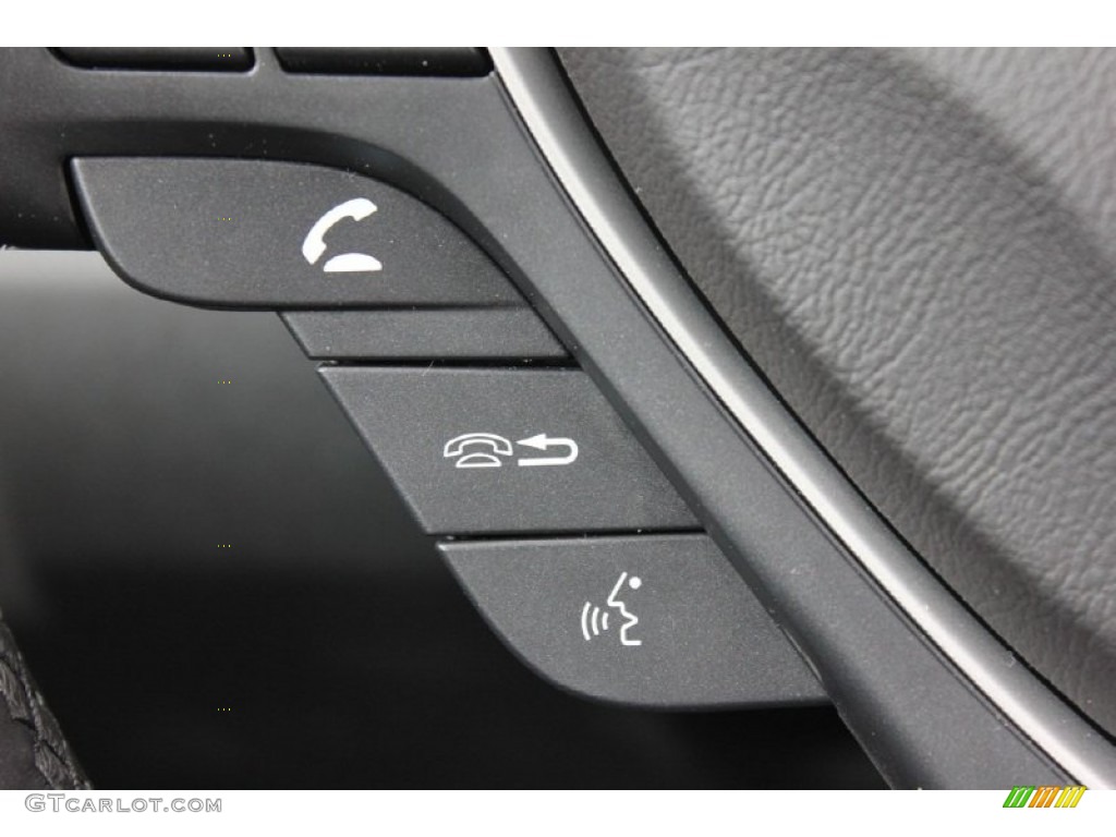 2016 Acura ILX Premium Controls Photo #102365804