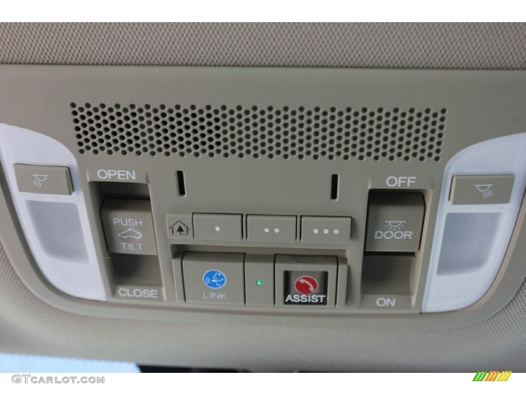 2016 Acura ILX Technology Controls Photo #102367879