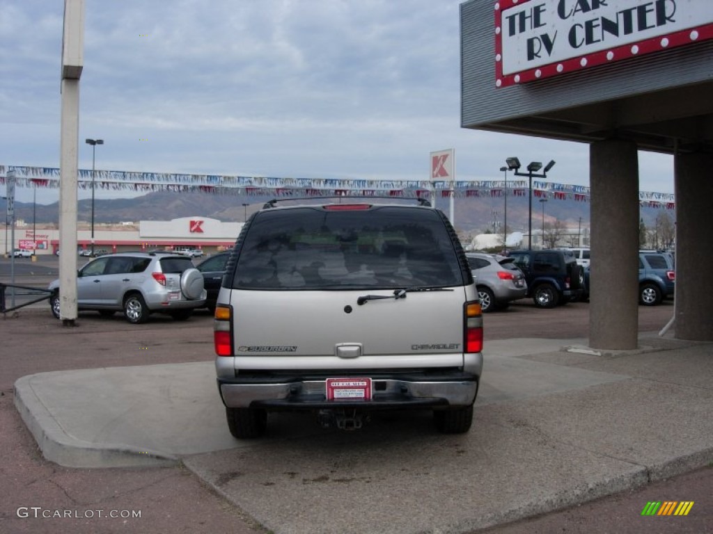 2004 Suburban 1500 LT 4x4 - Silver Birch Metallic / Gray/Dark Charcoal photo #4
