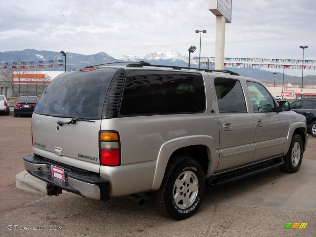 2004 Suburban 1500 LT 4x4 - Silver Birch Metallic / Gray/Dark Charcoal photo #5